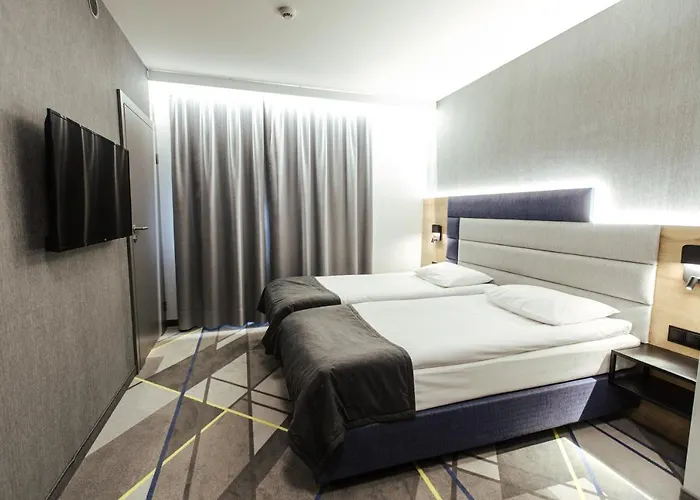 Air Hotel
