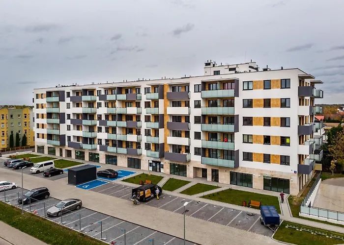 Warsaw Apartments White