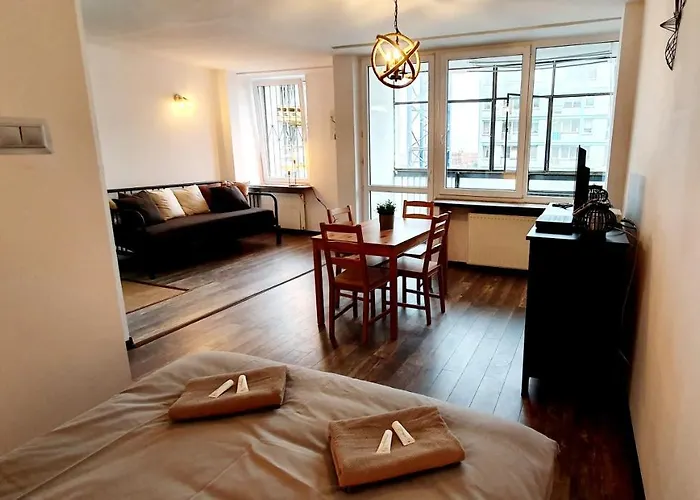 Fast Internet, 40M2Studio, Balcony, Alejas.60A M84