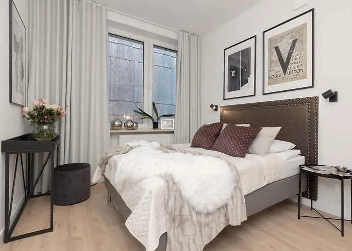 Bracka Fashion Apartment By Renters Prestige