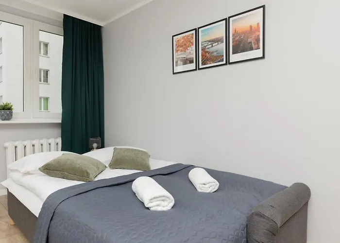 City Center Metro Swietokrzyska Apartments By Renters
