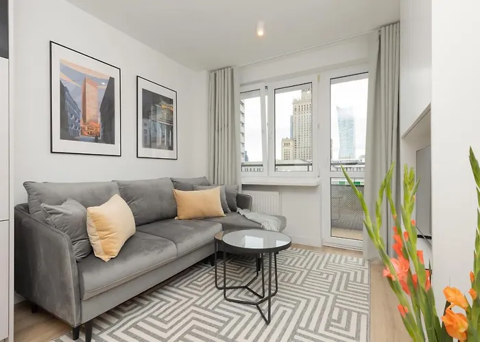 Heart Of Warsaw Apartment Metro Swietokrzyska By Noclegi Renters