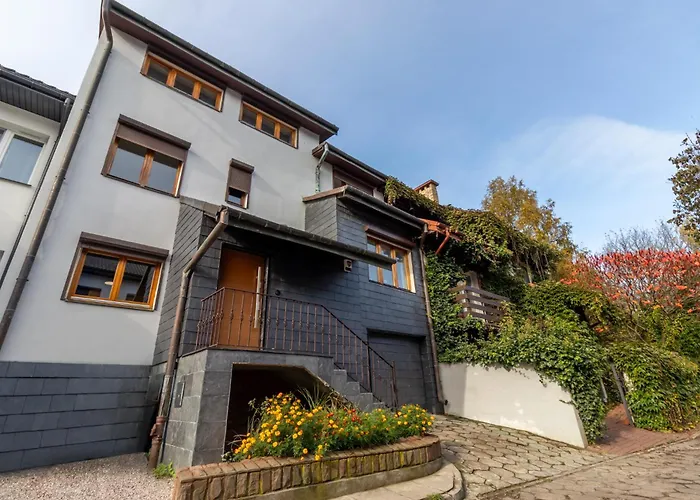 Huge Luxury House - 6 Floors-6 Bedrooms- Center