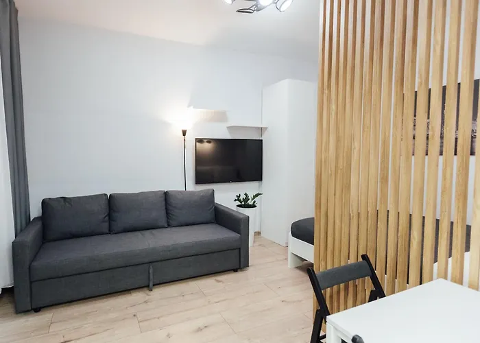 Petrovdom Apartment In Warsaw, Rc Bliska Wola Tower