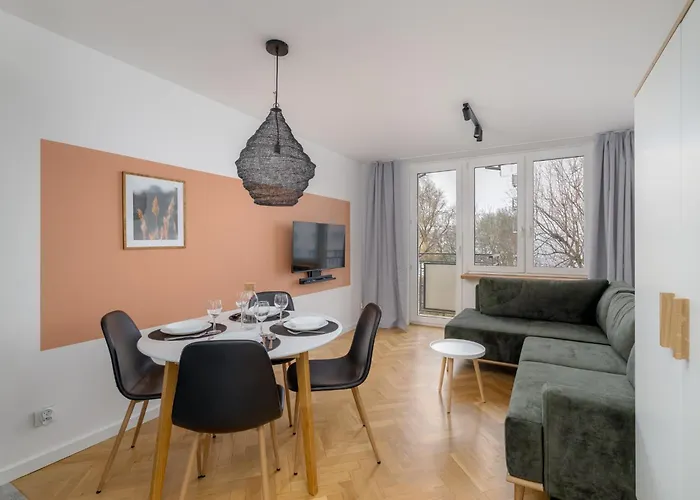 Muranow Modern Apartment With Balcony Ecru Wwa70