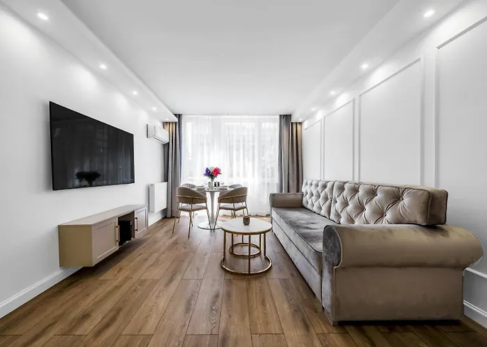 Warsaw Centrum Apartment - Workspace, Balcony - By Rentujemy