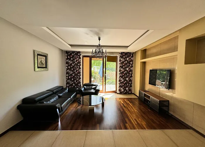 Mokotow Golden Apartment