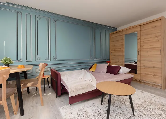 Elekcyjna Apartments With Balcony Warsaw By Noclegi Renters