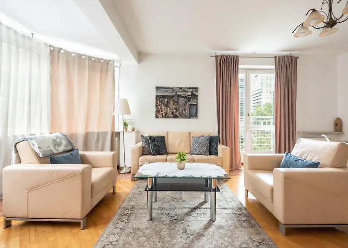 Wola Norblin Spacious Apartment