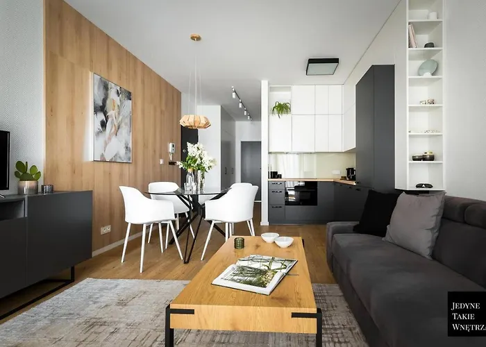 Cozy Family Apartments With Parking & Balcony