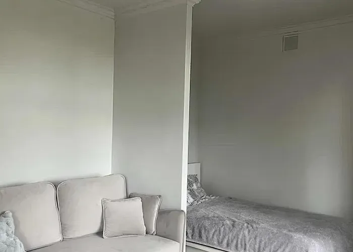 R1 Apartments