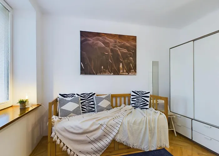 Cozy Studio Bednarska In Warsaw Near Old Town By Noclegi Renters