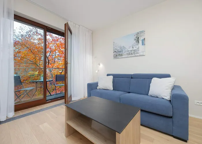 Air Conditioned Apartment With Parking And Desk For Remote Work In Warsaw By Noclegi Renters