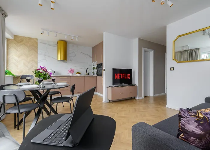 Lumina Spacious Apartment In Warsaw