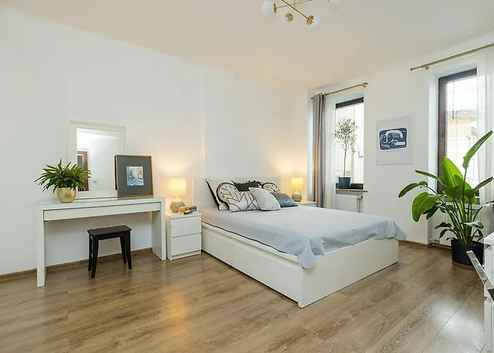 Superapart Chmielna Apt 100, Comfort And Style In The Heart Of The City