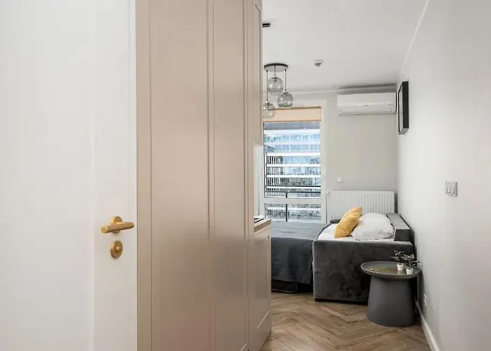 Lambert - Warsaw Apartments