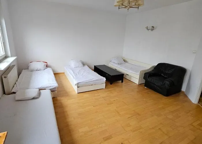Pokoj Na Ulicy Bora Komarowskiego 35