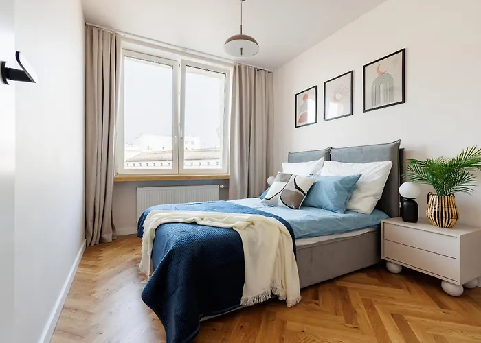 Carmel Apartment