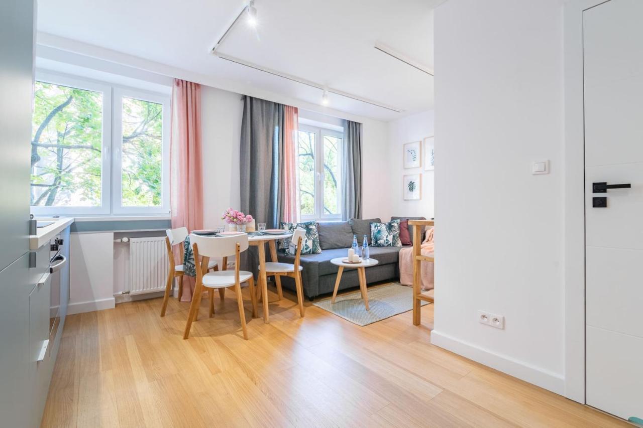 Apartament W Rent Like - Hoza 36 *