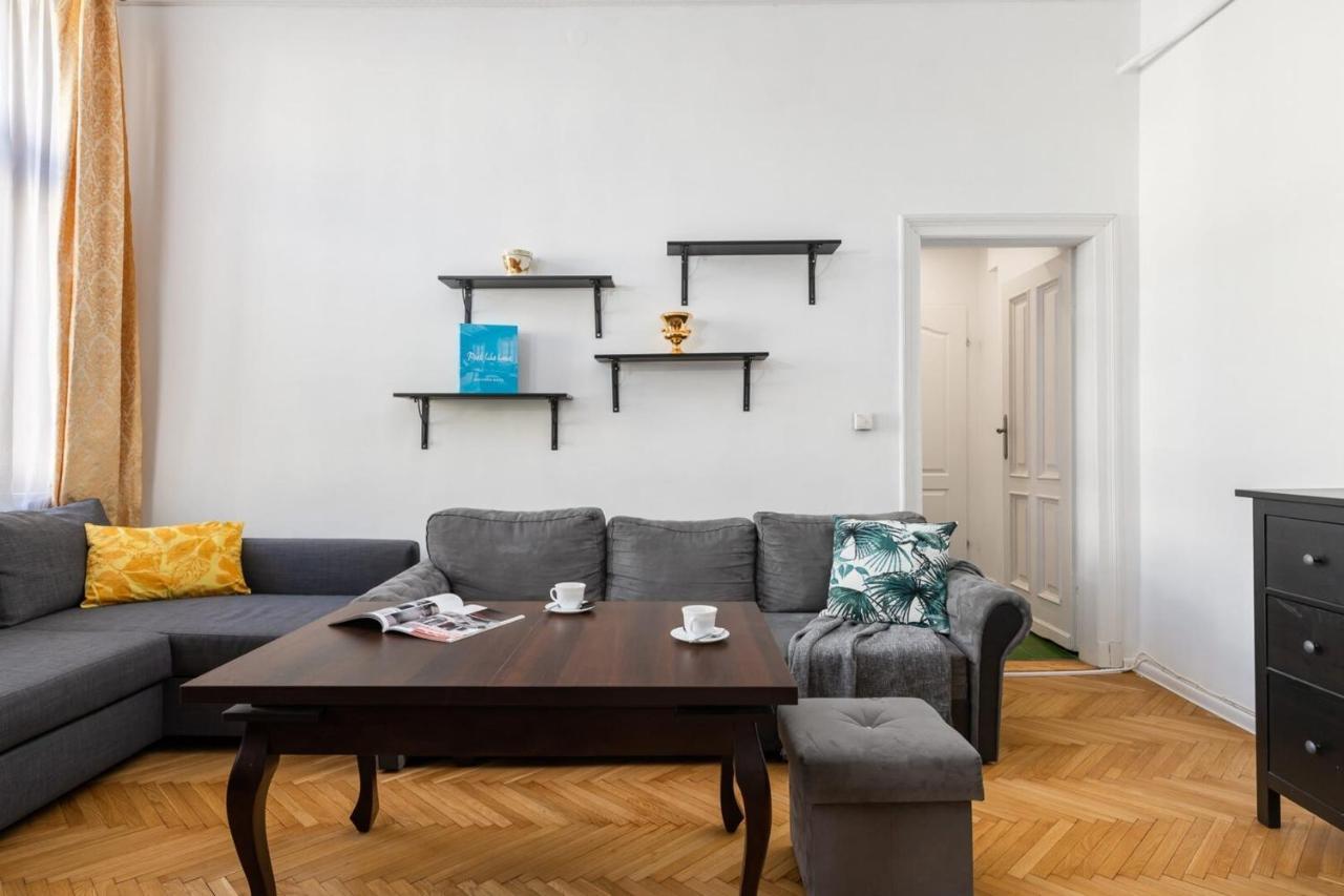 Rent Like - Aleje Ujazdowskie 18 * Warsaw