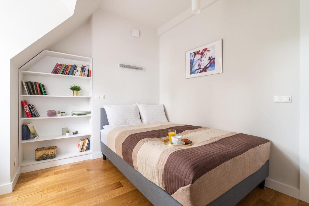Rent Like - Nieklanska 9/11 Apartment Warsaw