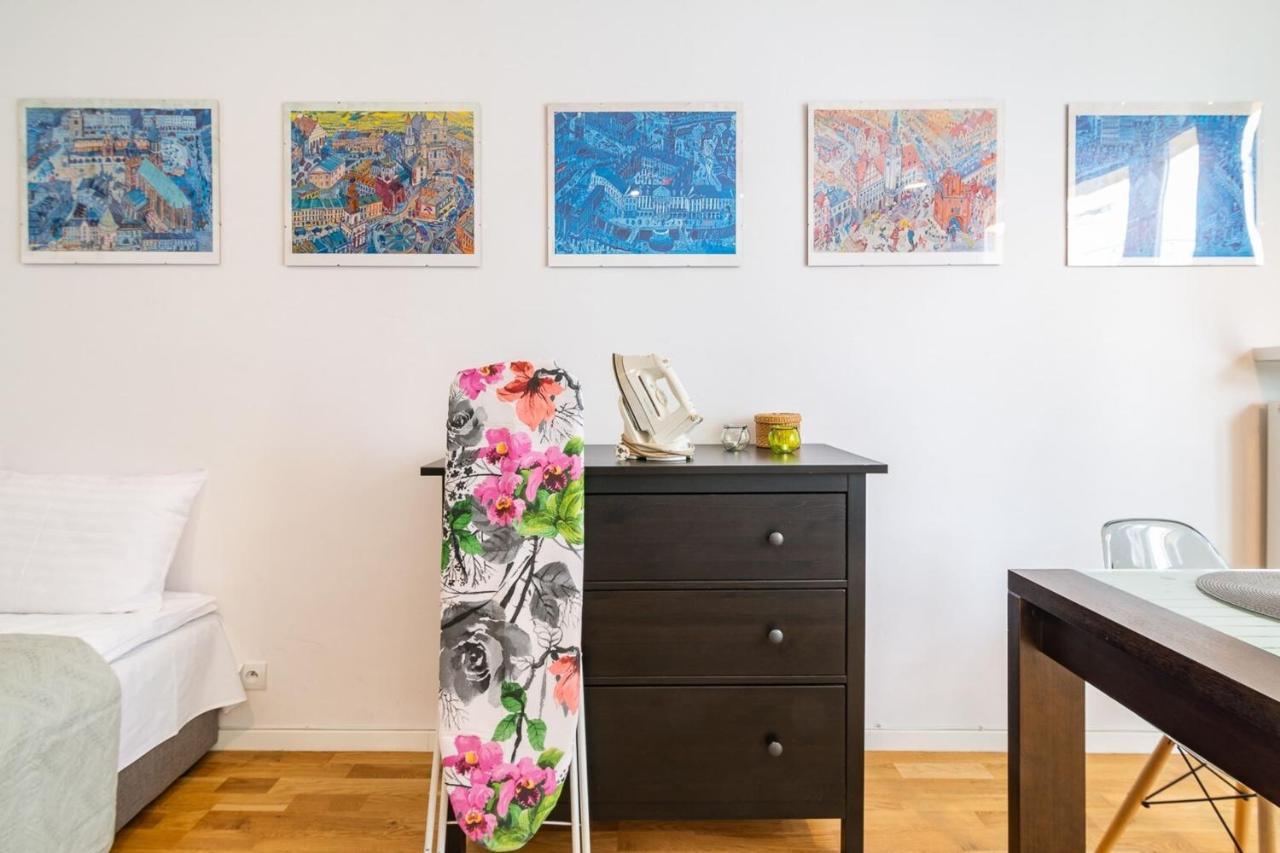 Rent Like - Krucza 46 *