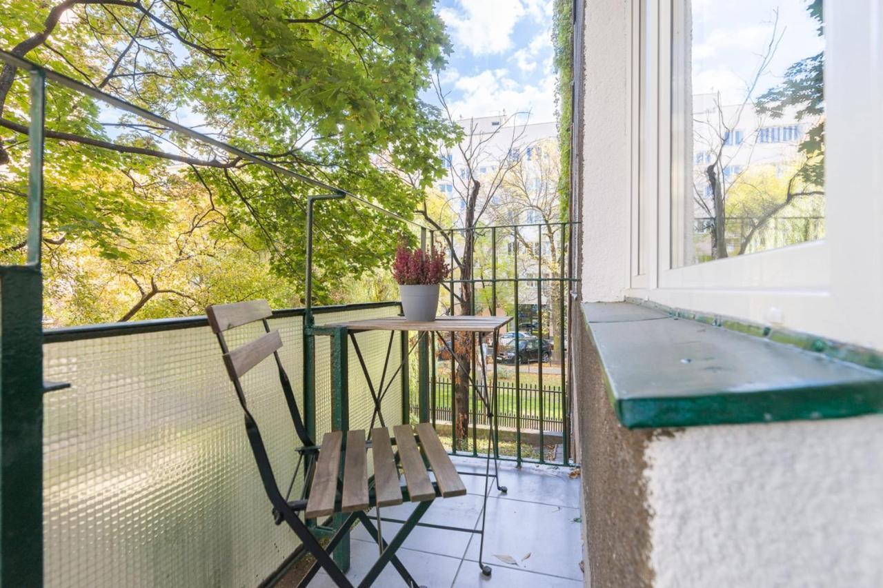 Apartament W Rent Like - Hoza 36 *