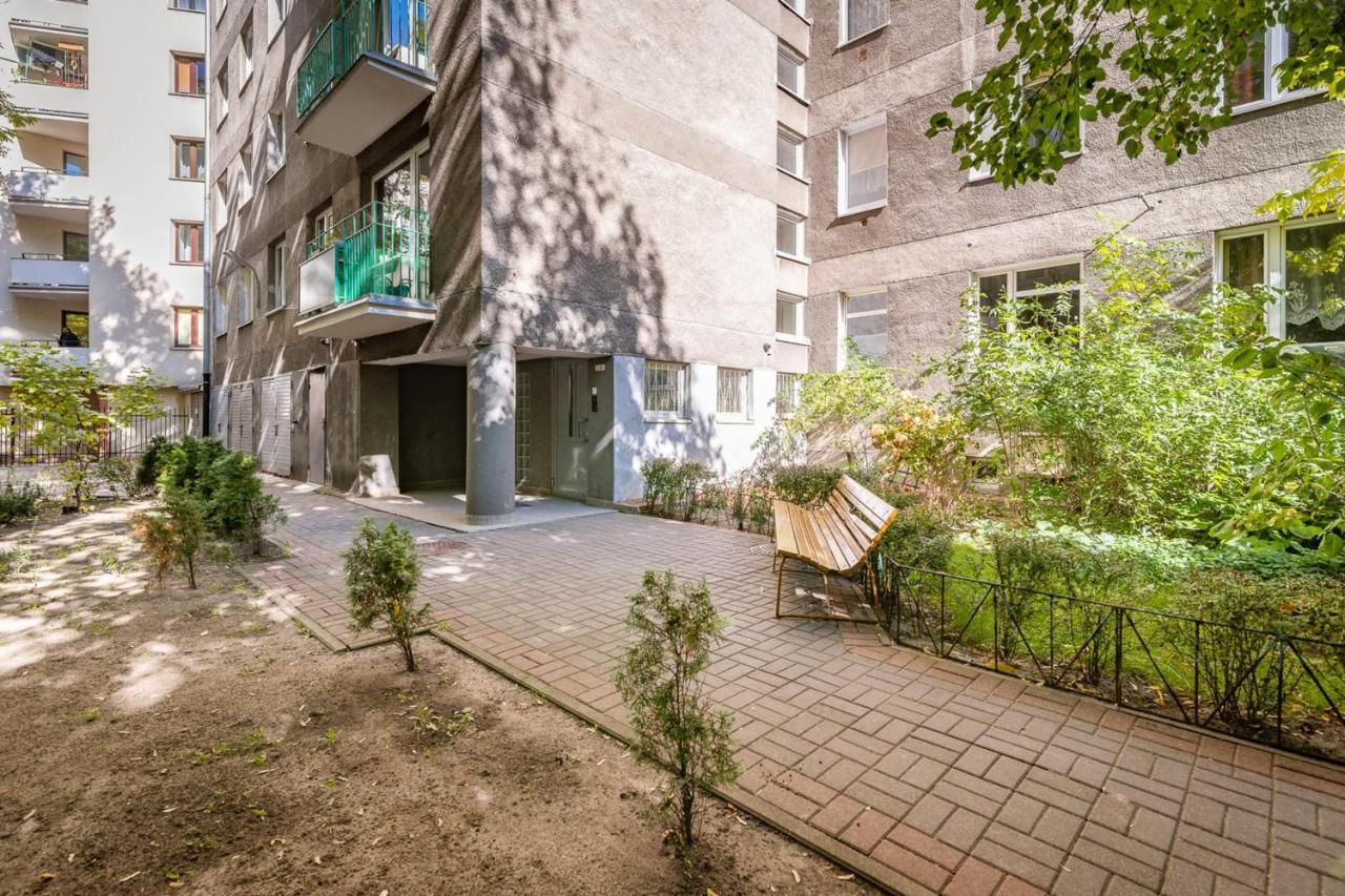 W Rent Like - Hoza 36 Warszawa