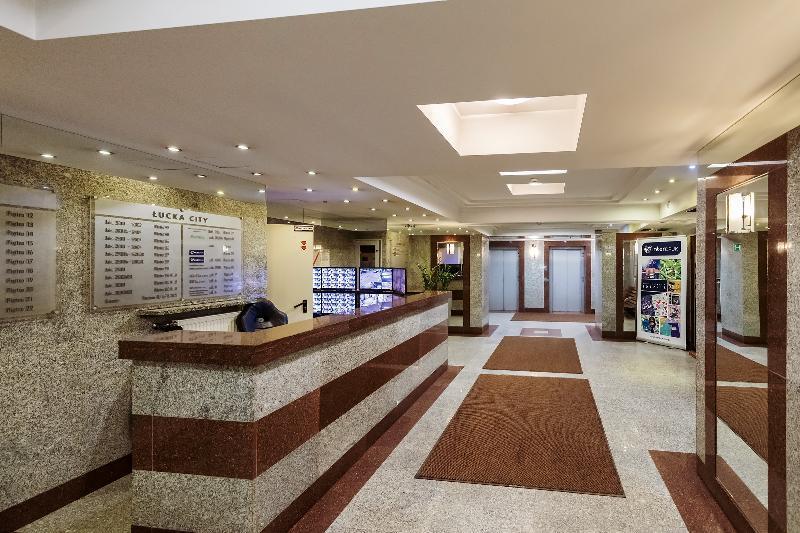 P&o Plac Europejski 3 *