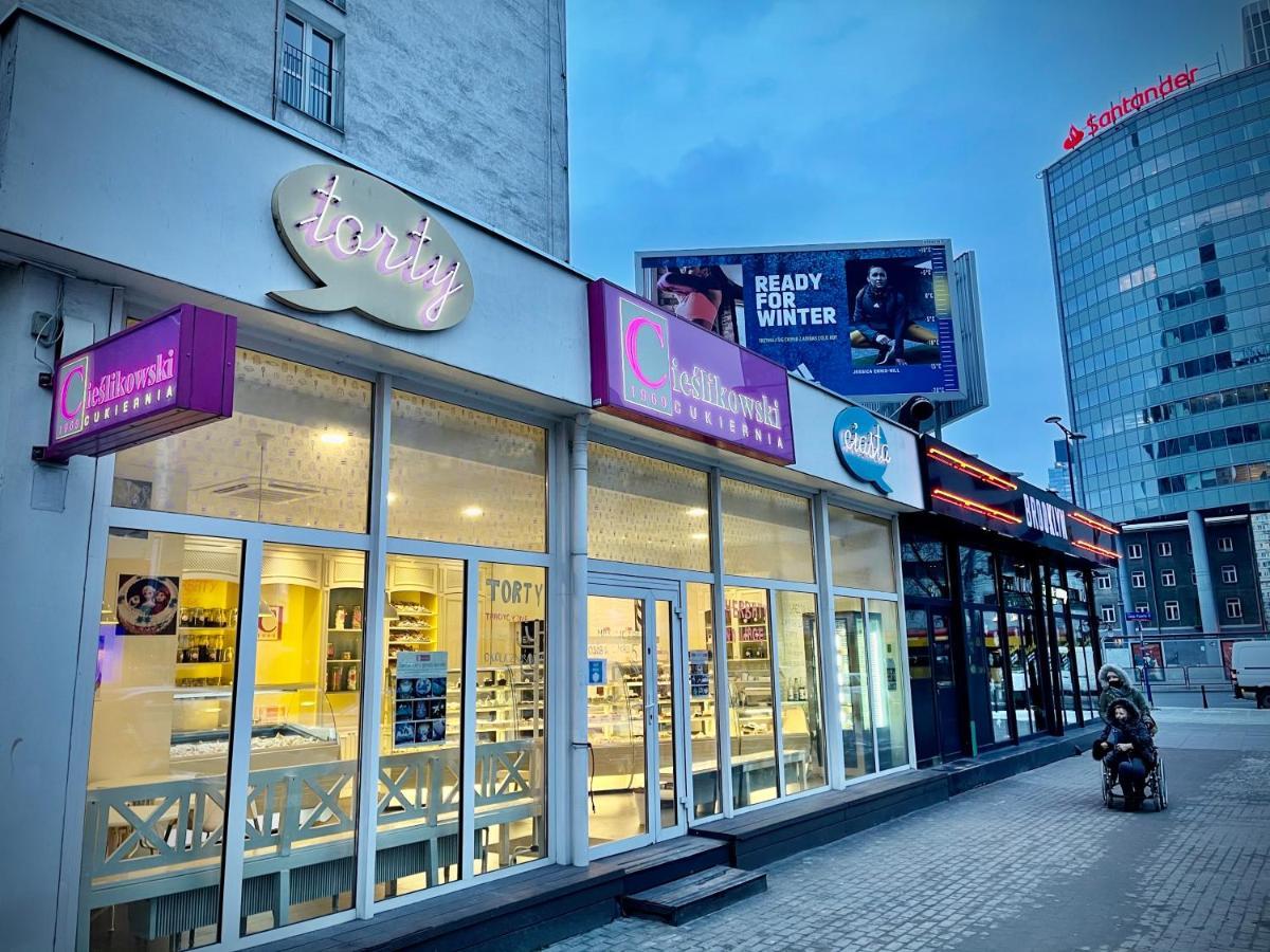 Super Rondo Onz Metro Nowe Wifi 300 Mb/s Aircondition Netflix Spotify * Warsaw