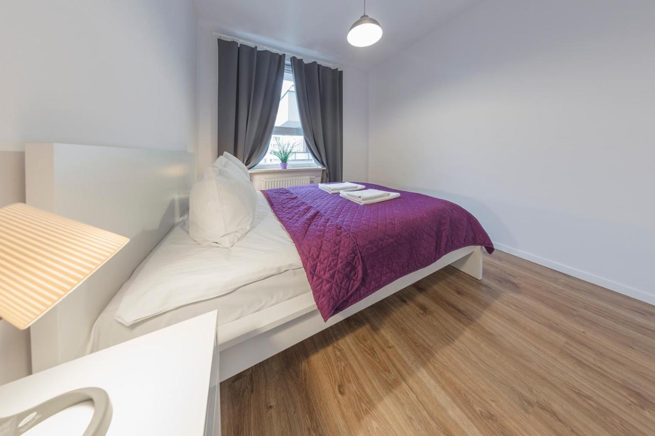 Apartment Golden - Pereca Warschau