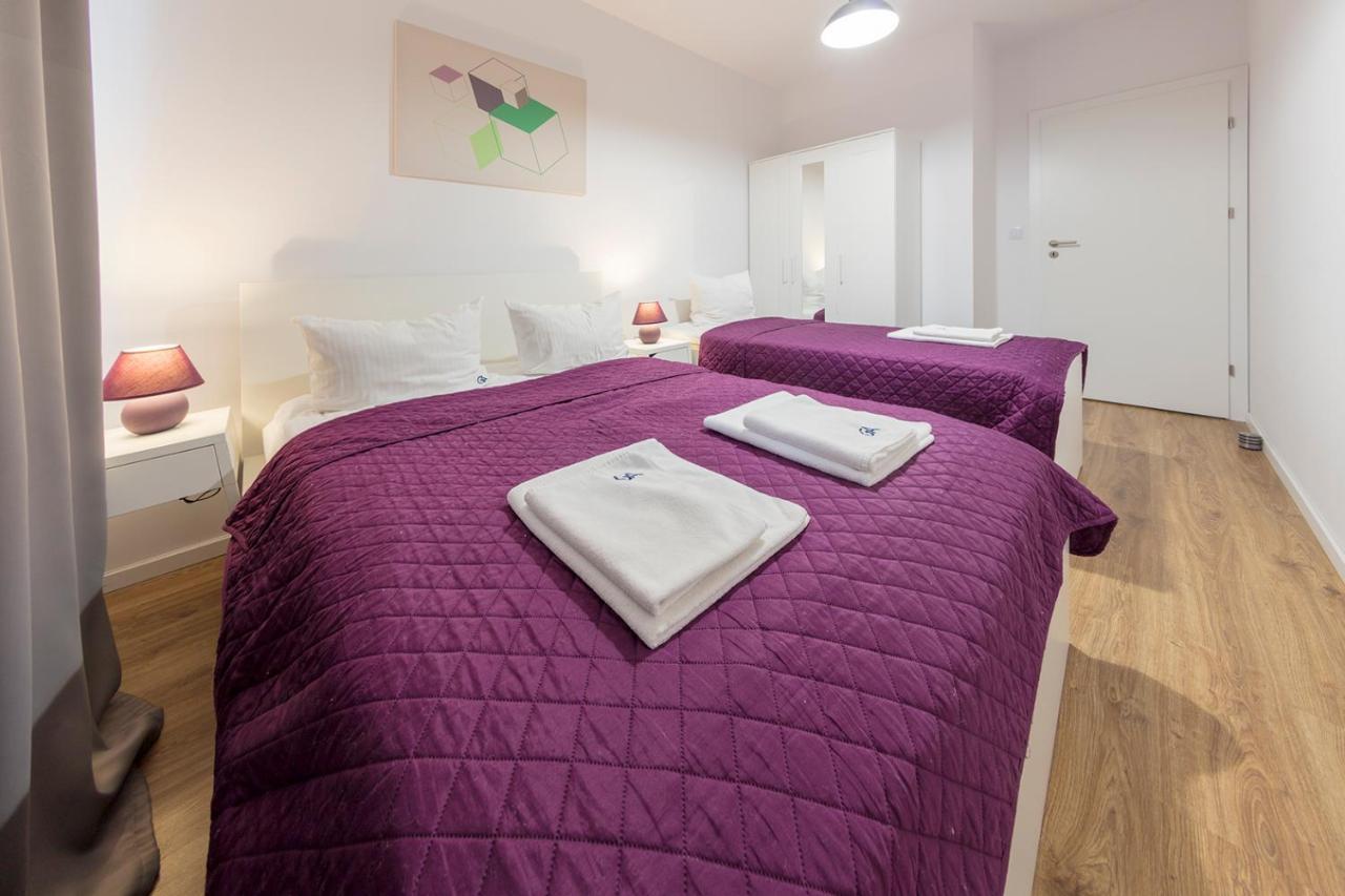 Apartment Golden - Pereca Warschau