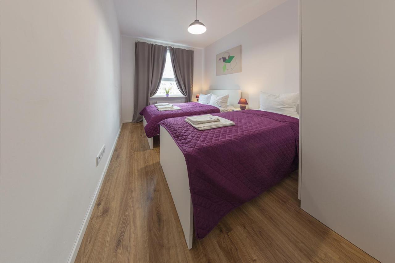 Apartment Golden - Pereca Warschau