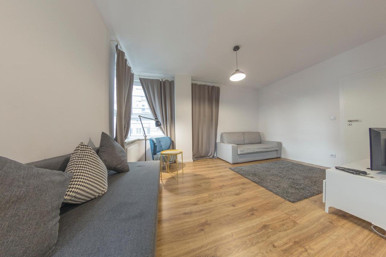 Golden - Pereca Apartment