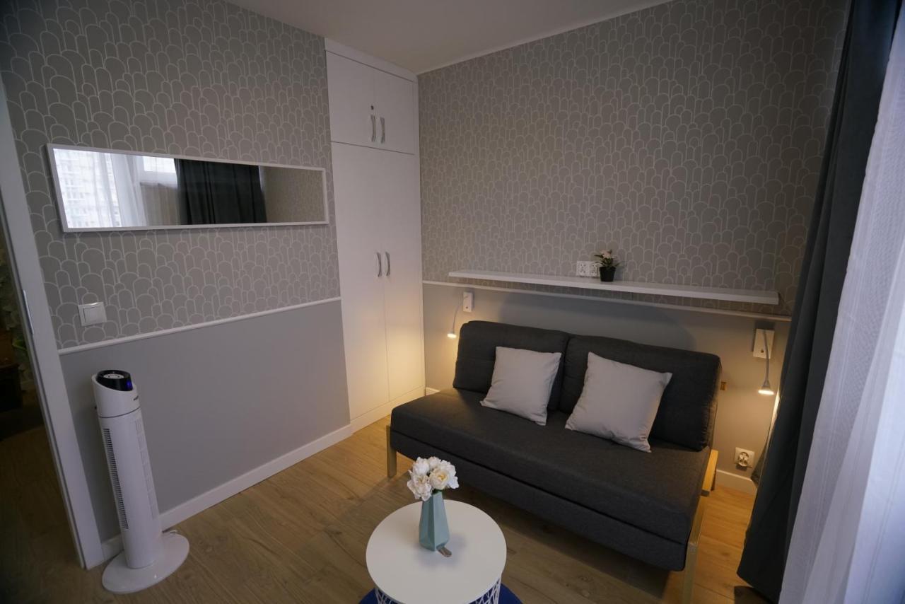Chlodna 15 Apartment