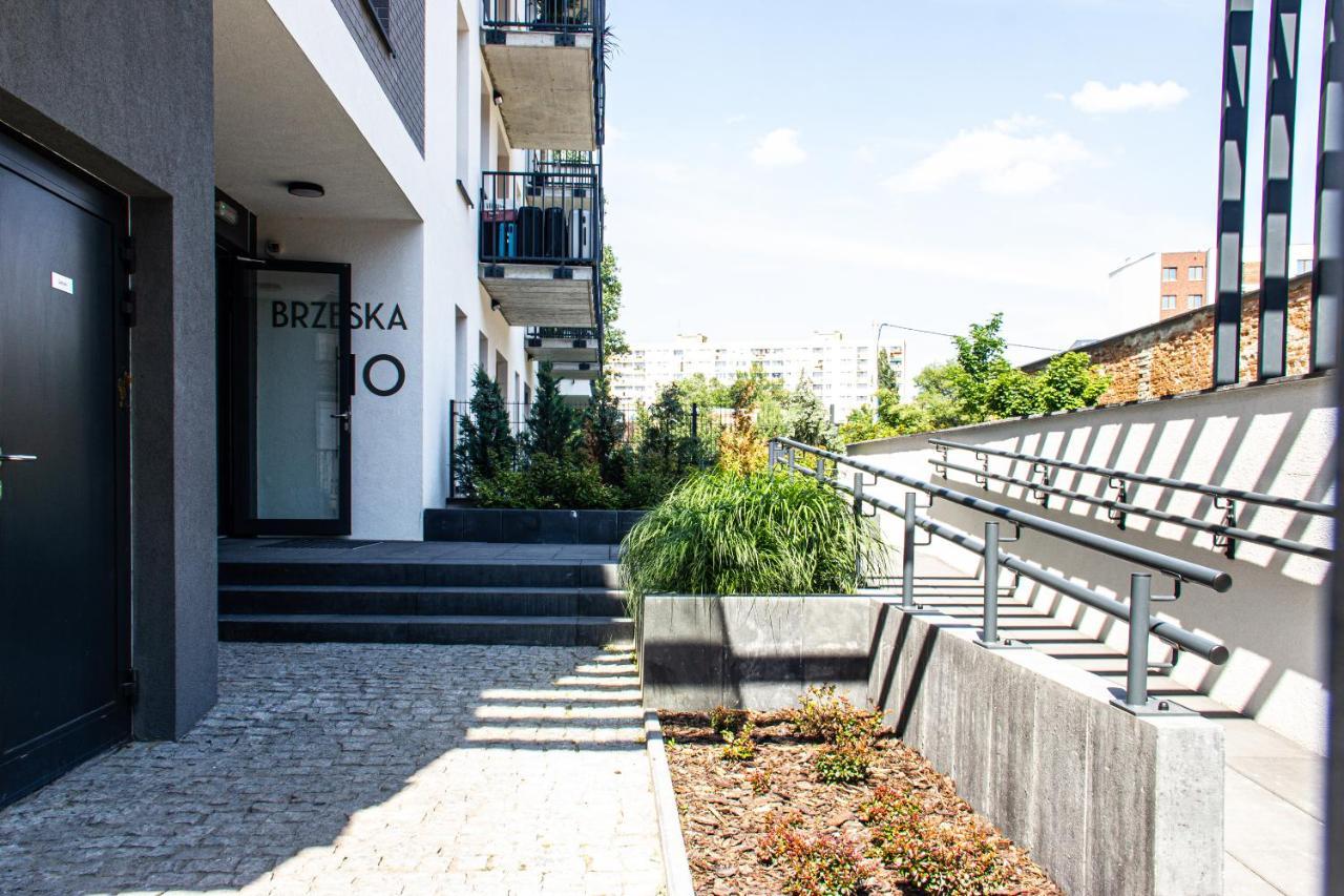 Patio Praga Metro Apartment Warsaw