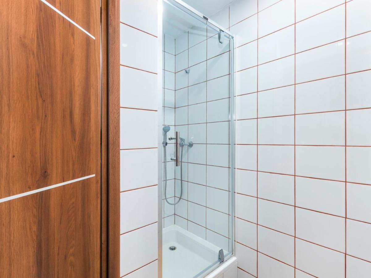 Nhà trọ Luxhostel24