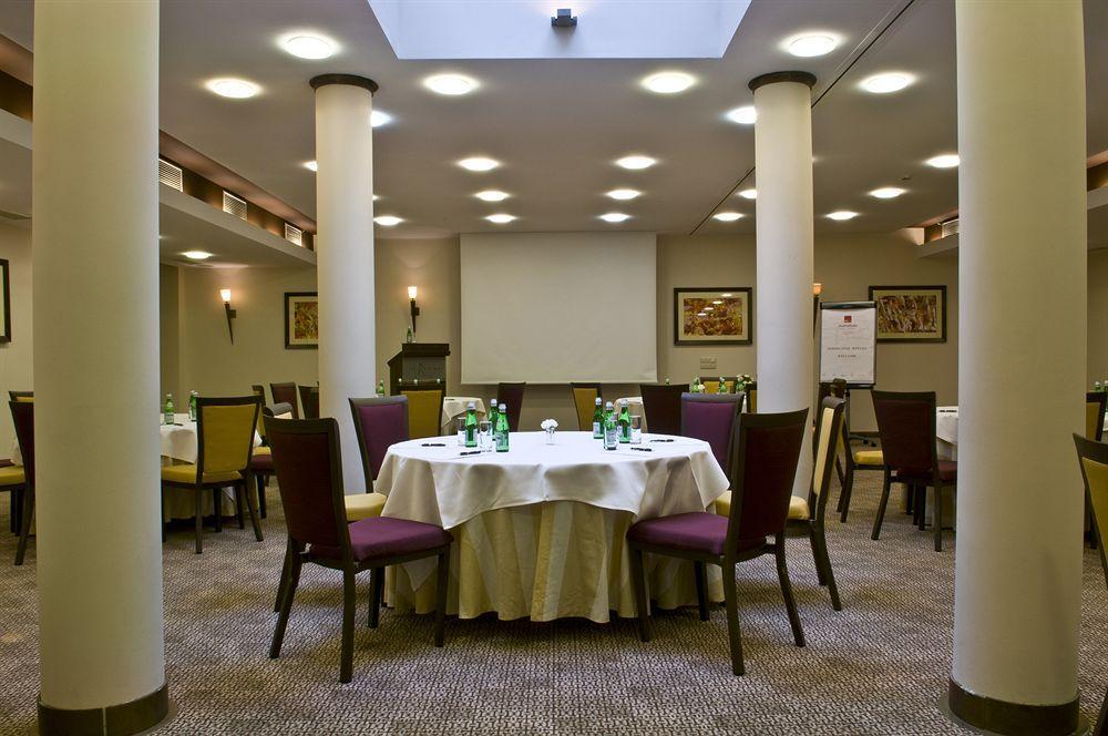 Mamaison Le Regina Hotel 5*