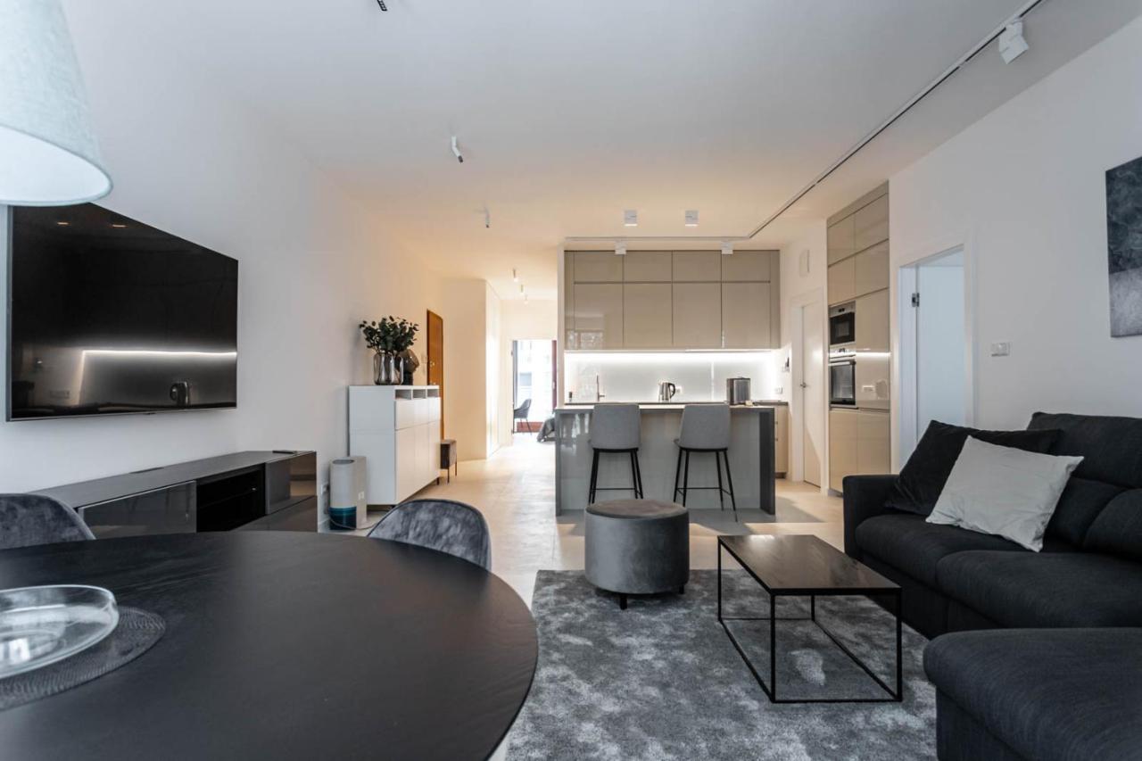 Grzybowska 4 * Warsaw