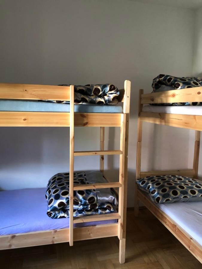Nyva House Hostel *