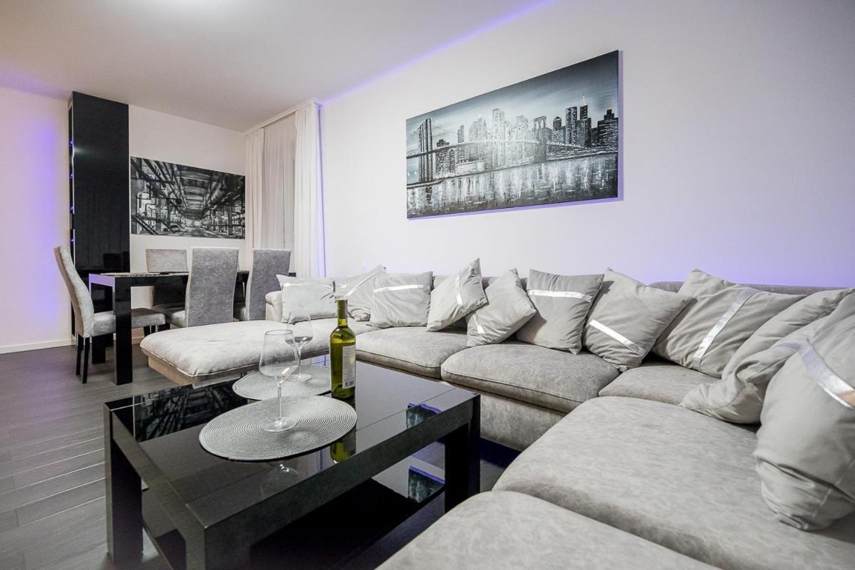 Nowoczesny Apartament - Saska Kepa * Warschau