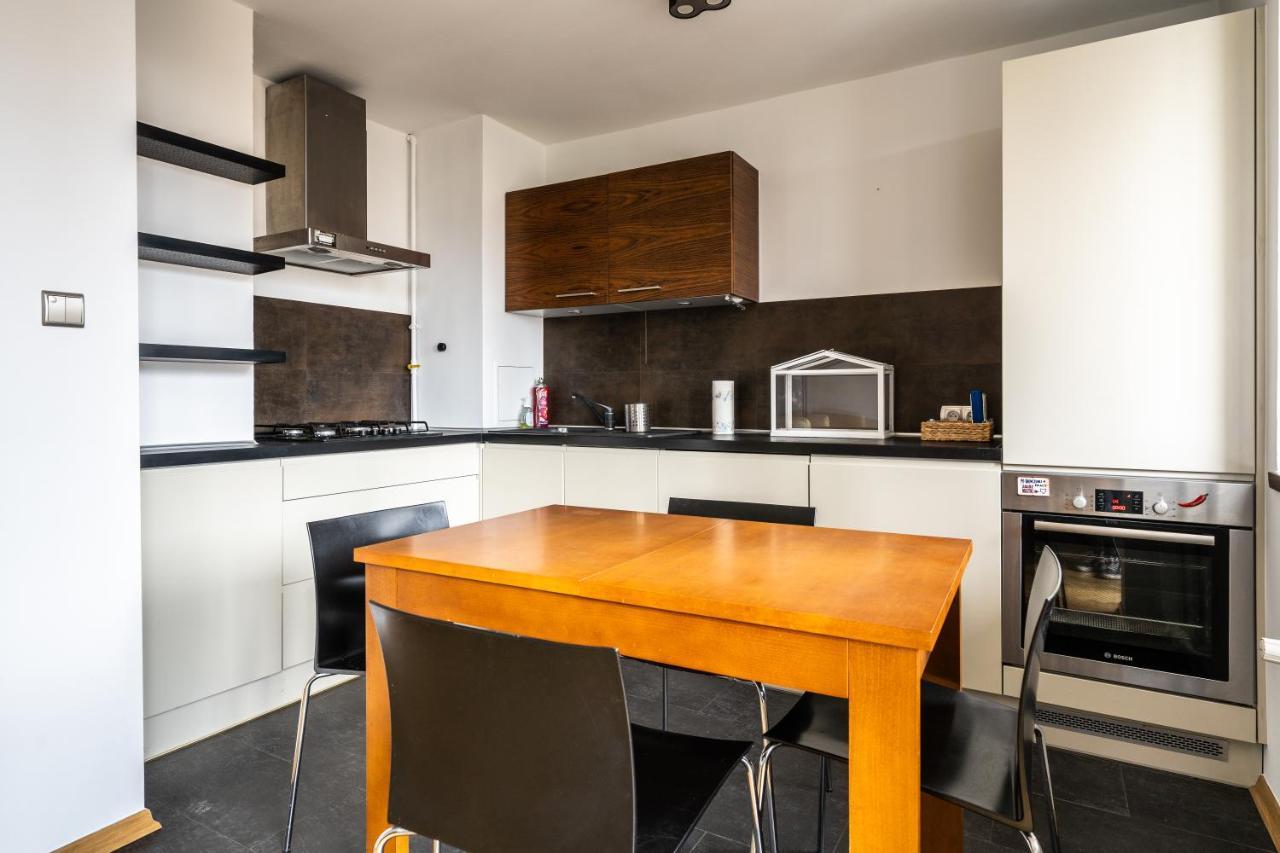 Comfortable And Cozy- Golden Apartments- City Center&T44