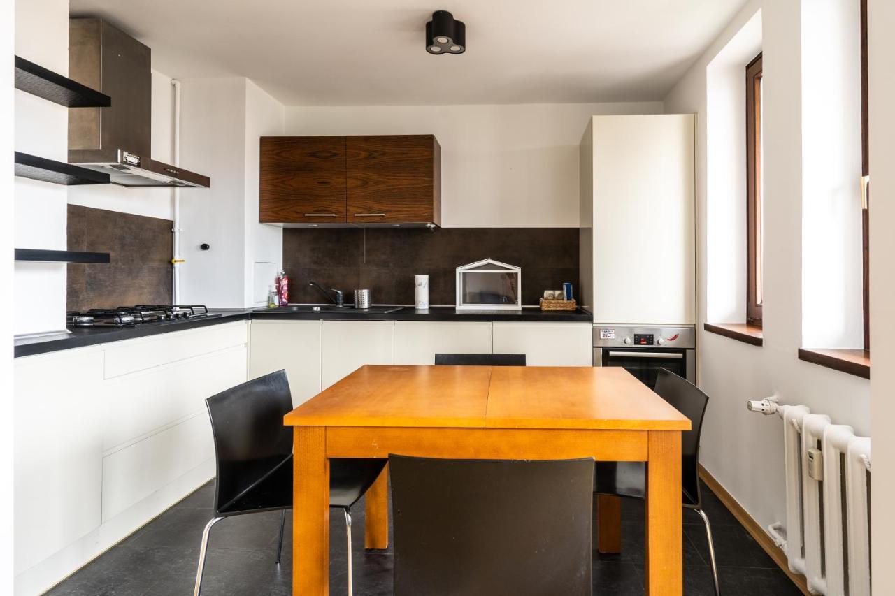 Comfortable And Cozy- Golden Apartments- City Center&T44 Warsaw