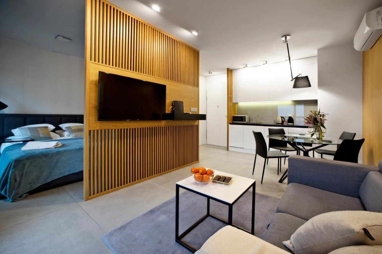 Mennica Deluxe Apartment *