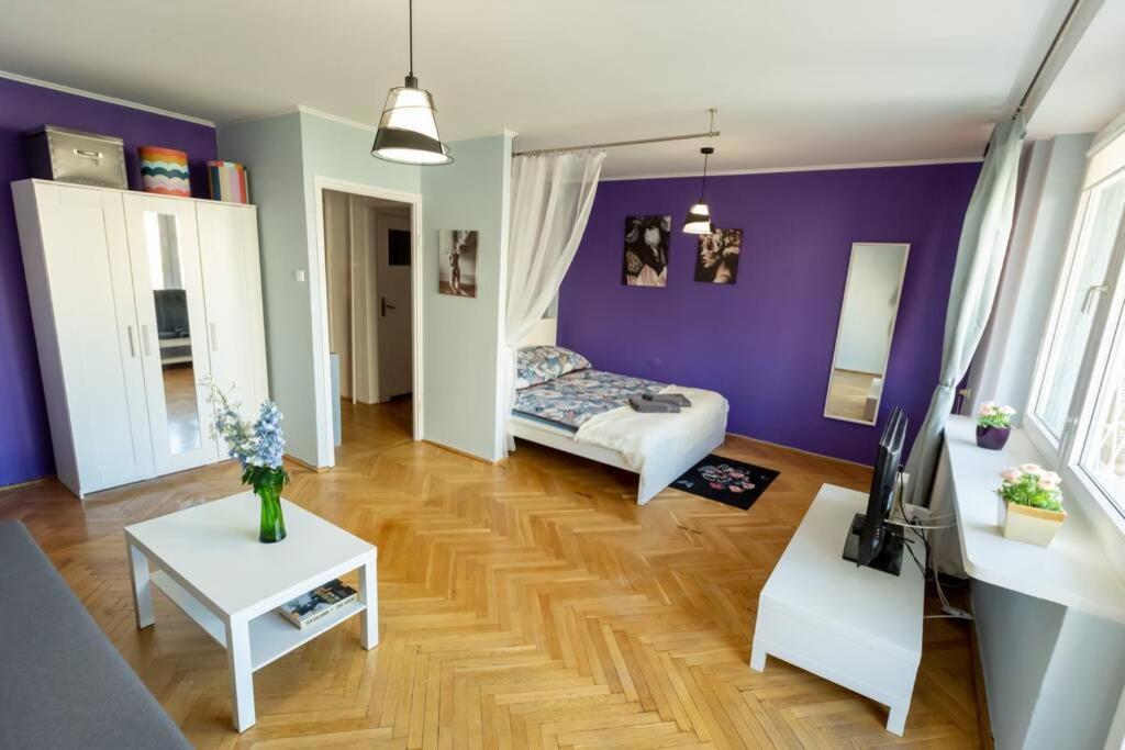 Apartment Miodowa 23, Old Town