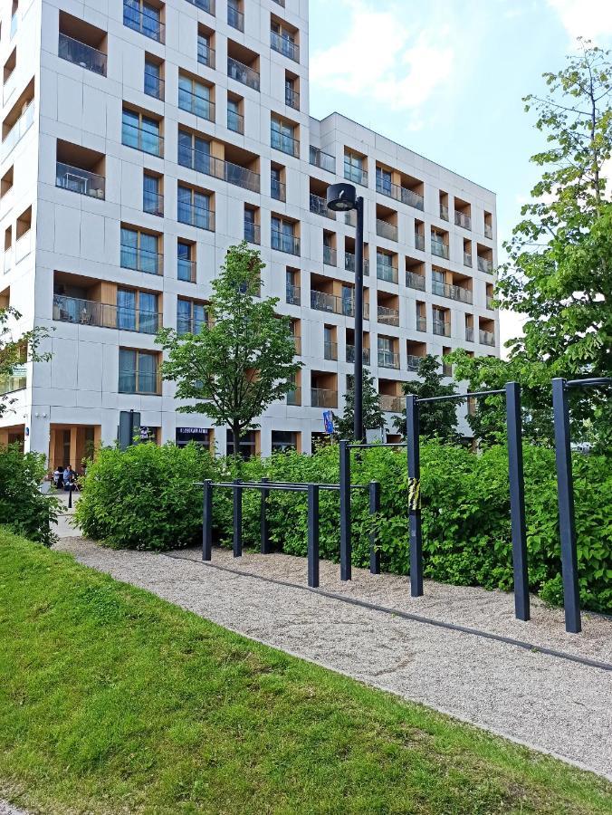 Nowa Apartment *
