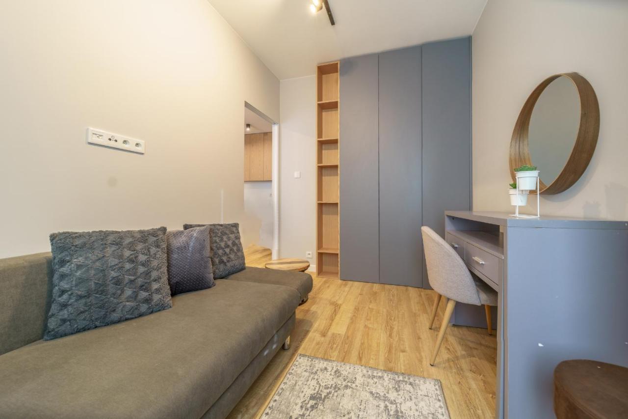 Bright And Charming- Golden Apartments- Center&s18 Warsaw