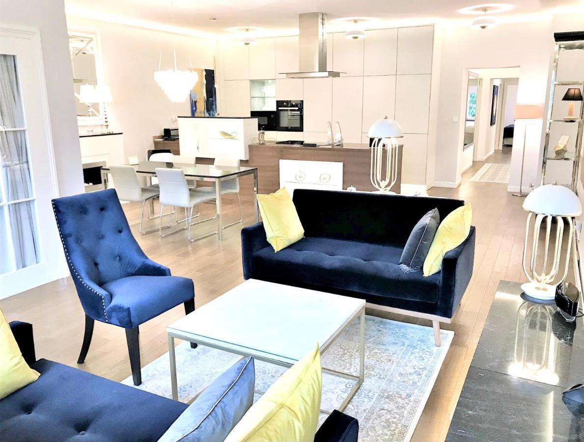 Mondrian Luxury Unesco Old Town Aparthotel Warsaw