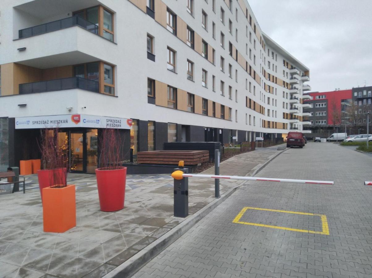Airport 3rooms New With Parking Căn hộ Warsaw