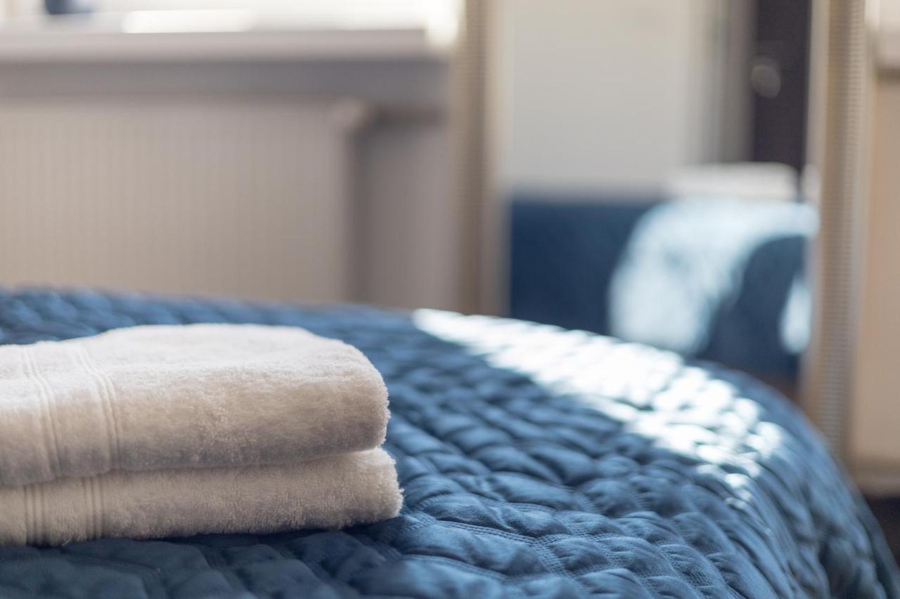 Old Town Velvet Studio Apartment *